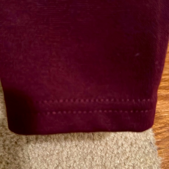 🤩 NWOT MAROON LONG SLEEVE SIZE L - GREAT QUALITY & SUPER SOFT CROP TOP 🤩 - Picture 10 of 11